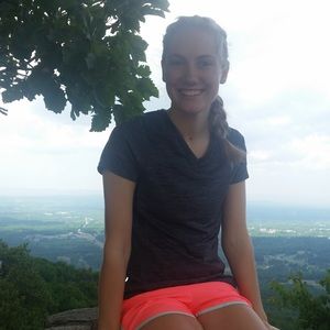 Meet your Posher, Kerri